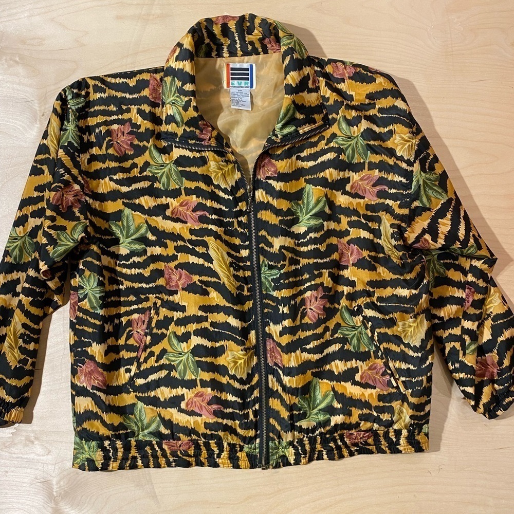 VTG. EVR Bomber Jacket Animal Print and Flowers Large (HV)
